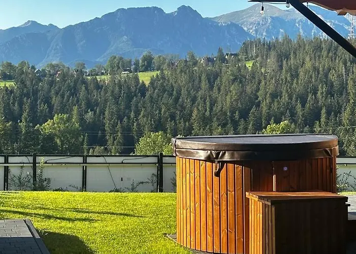 Tatrzanska Panorama Z Jacuzzi Chalet *